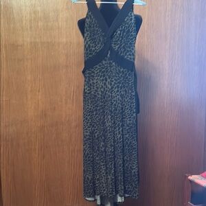 Donna Morgan V neck dress